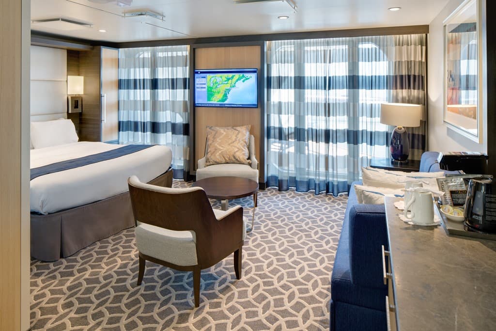anthem of the seas junior suite with large balcony