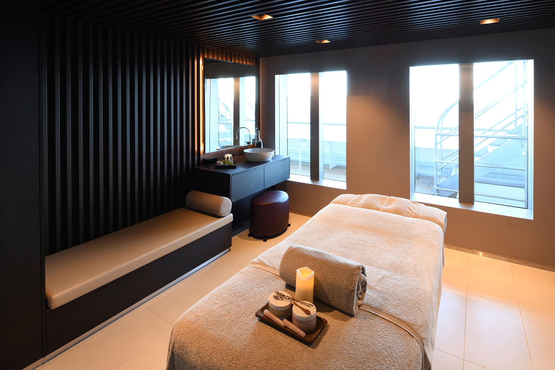 Scenic Eclipse ii spa