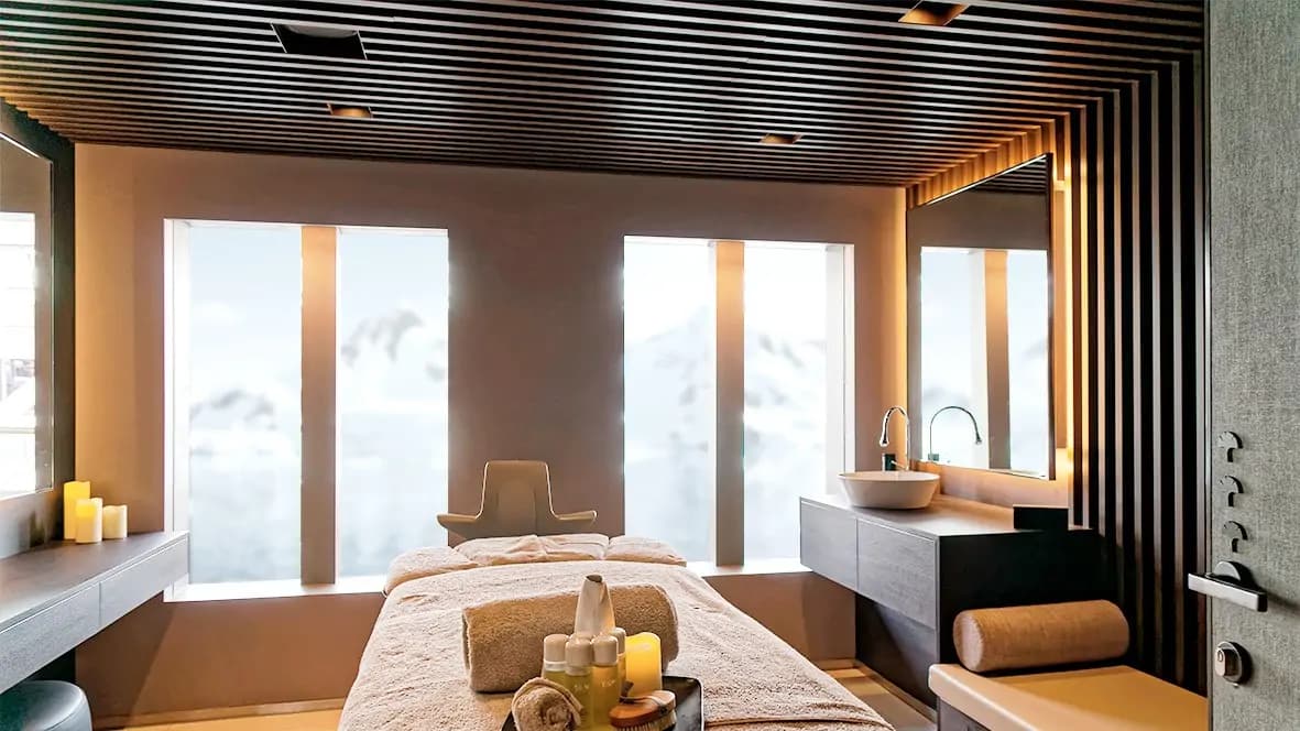 Scenic Eclipse ii spa