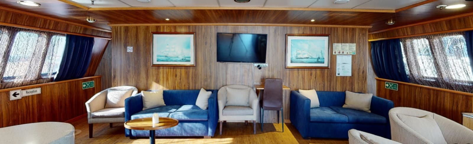 Panaroma Uper Deck Indoor