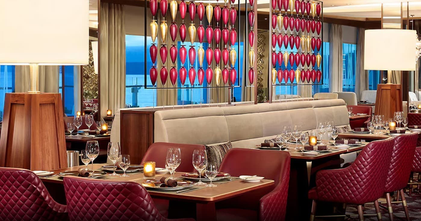 Diining Celebrity Eclipe