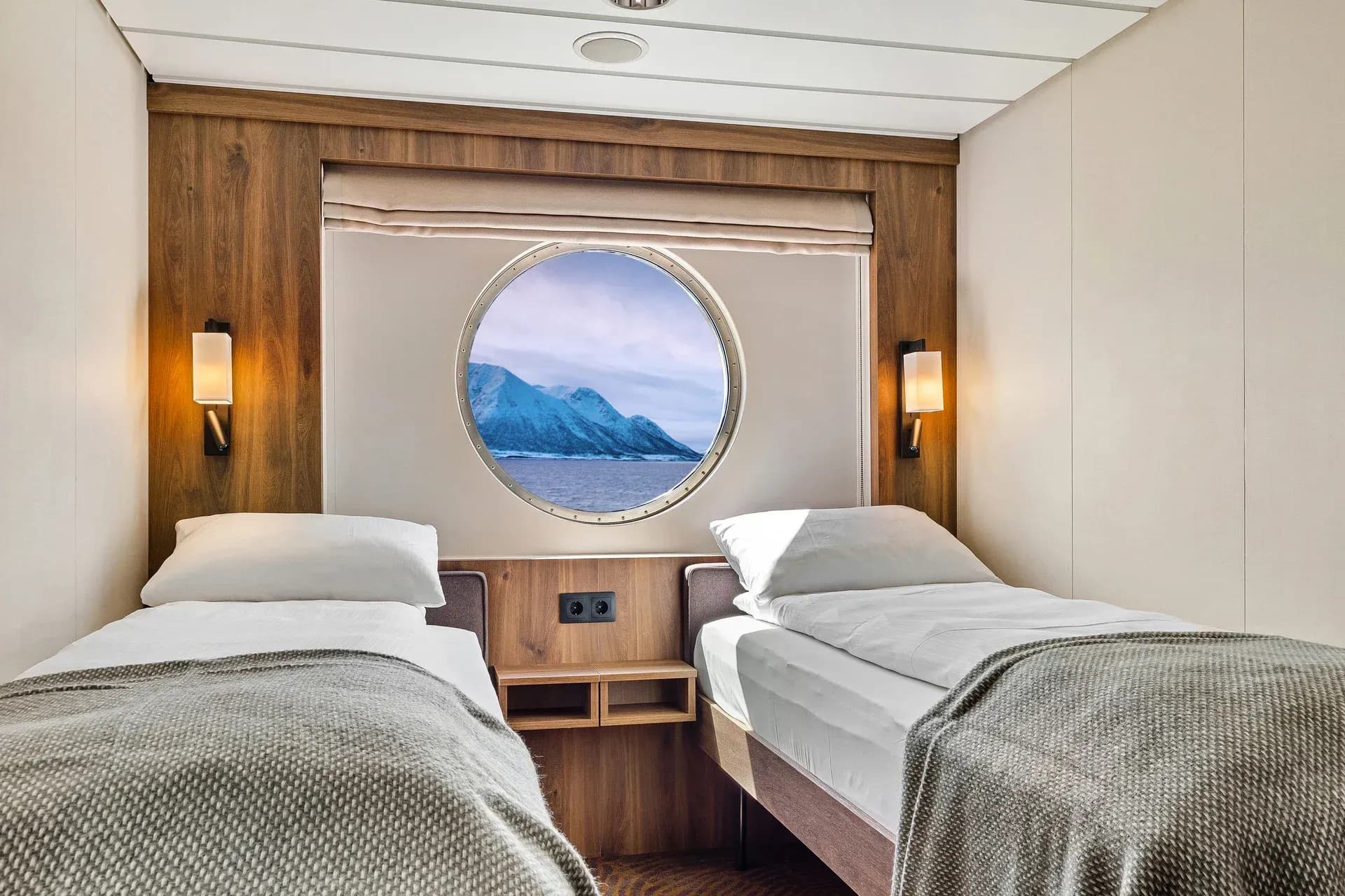 HX Expedition MS Trollfjord Arctic Superior Cabin