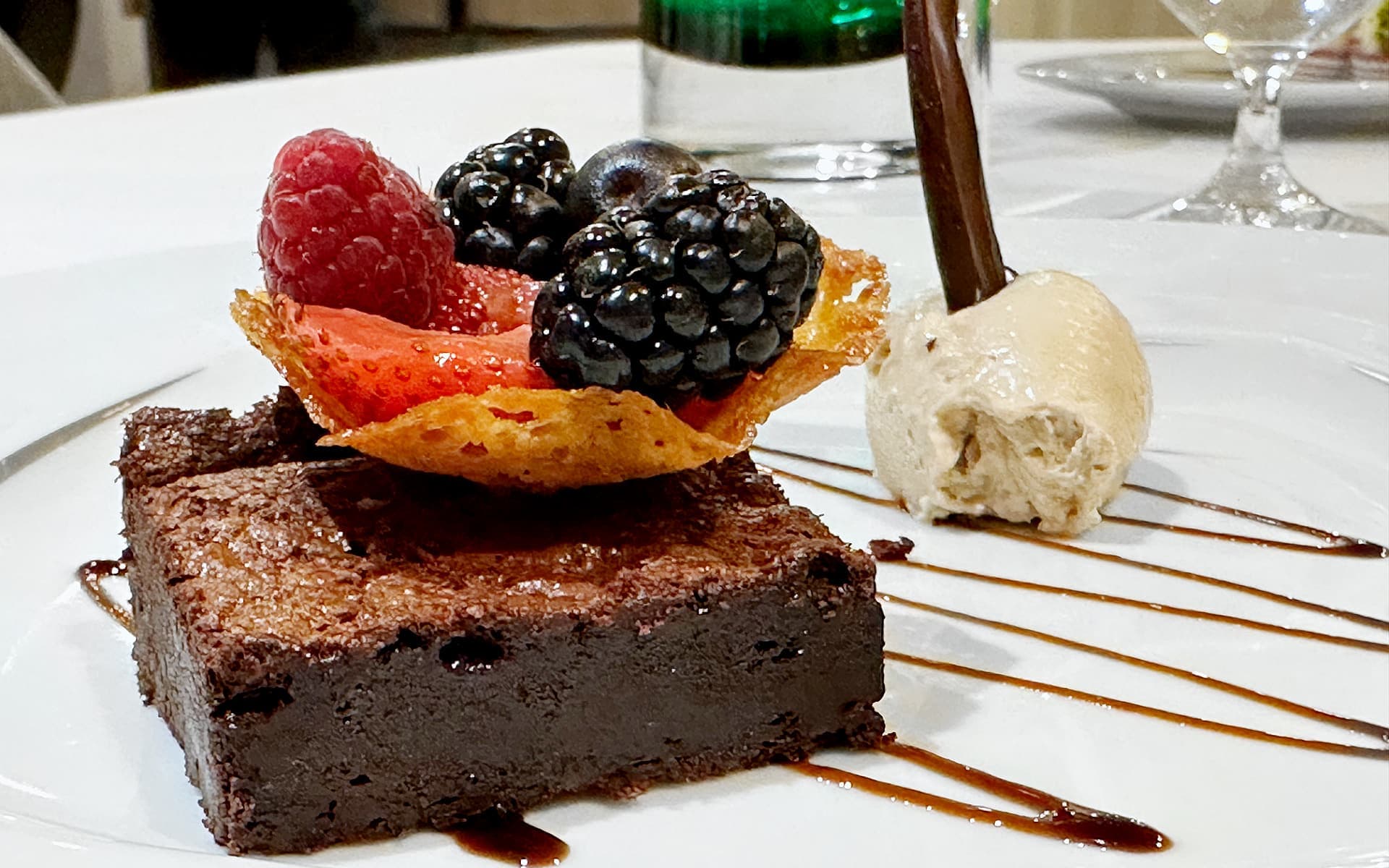 azamara food and restaurant