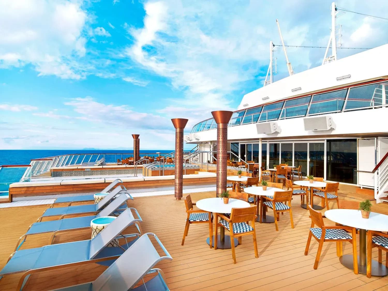 viking cruise ship dining