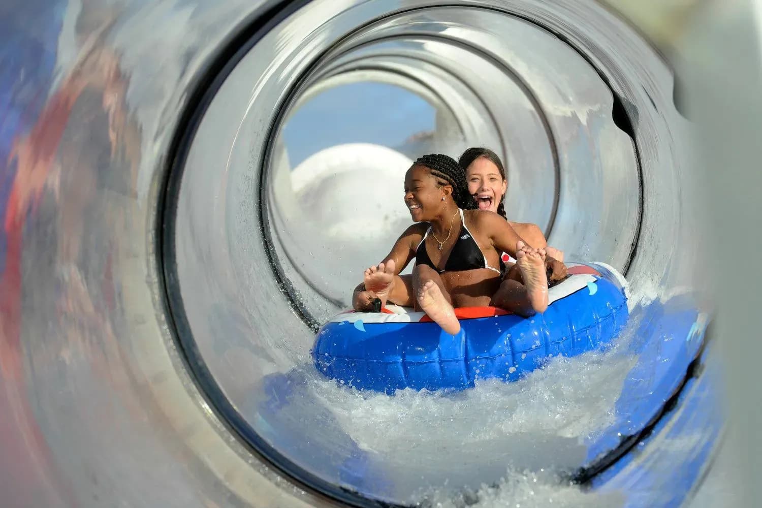 Disney Dream aquaduck waterslide