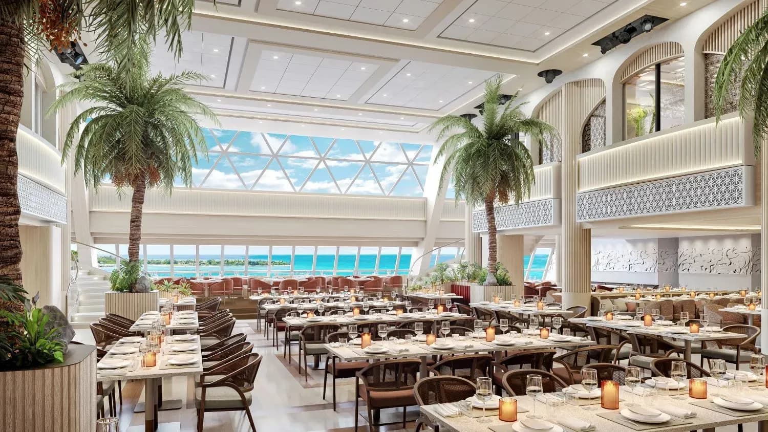 Aroya Cruises restaurants and dining