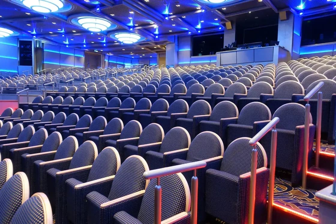 Discovery princess theater