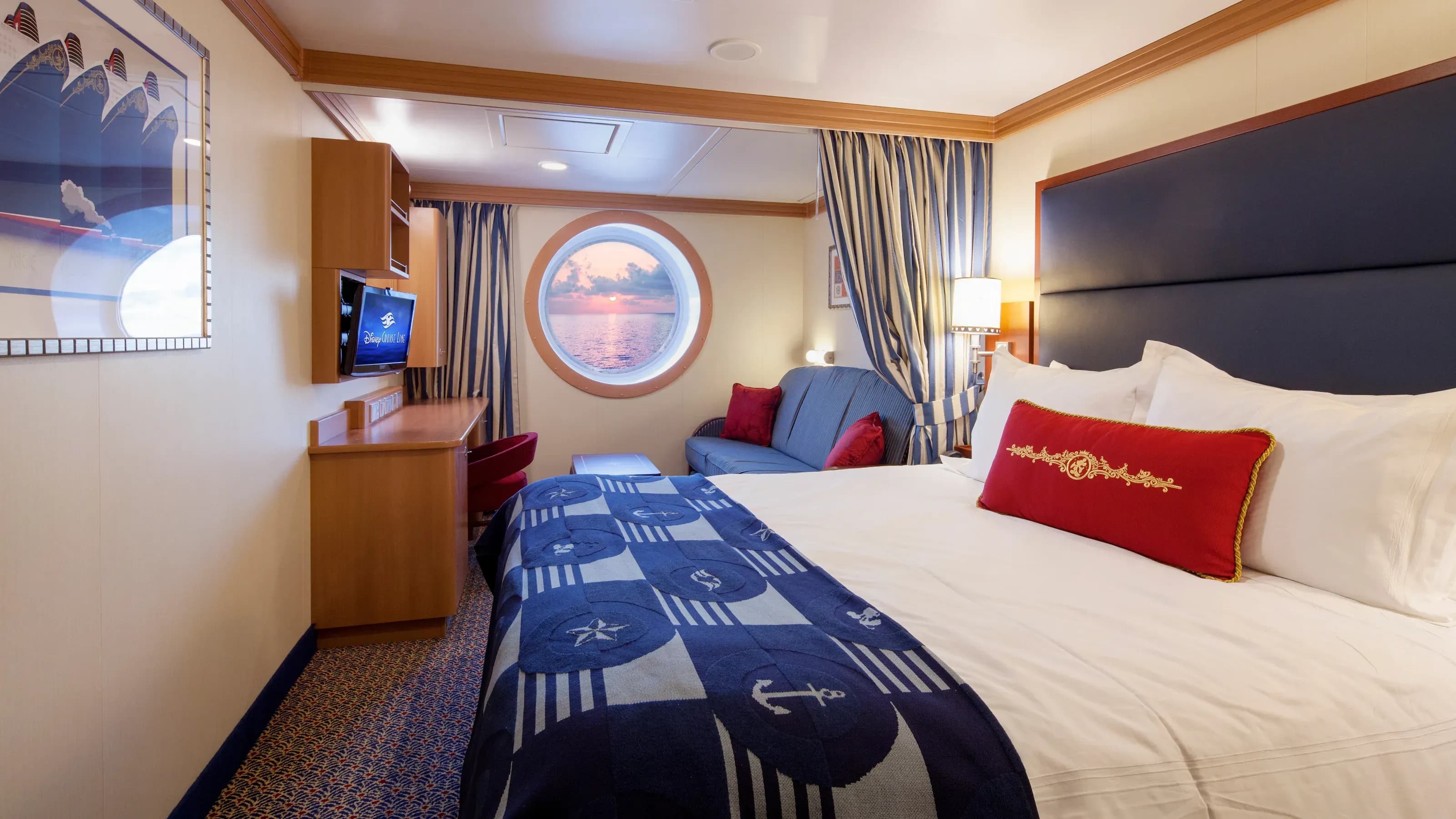 Disney Dream, Deluxe Oceanview