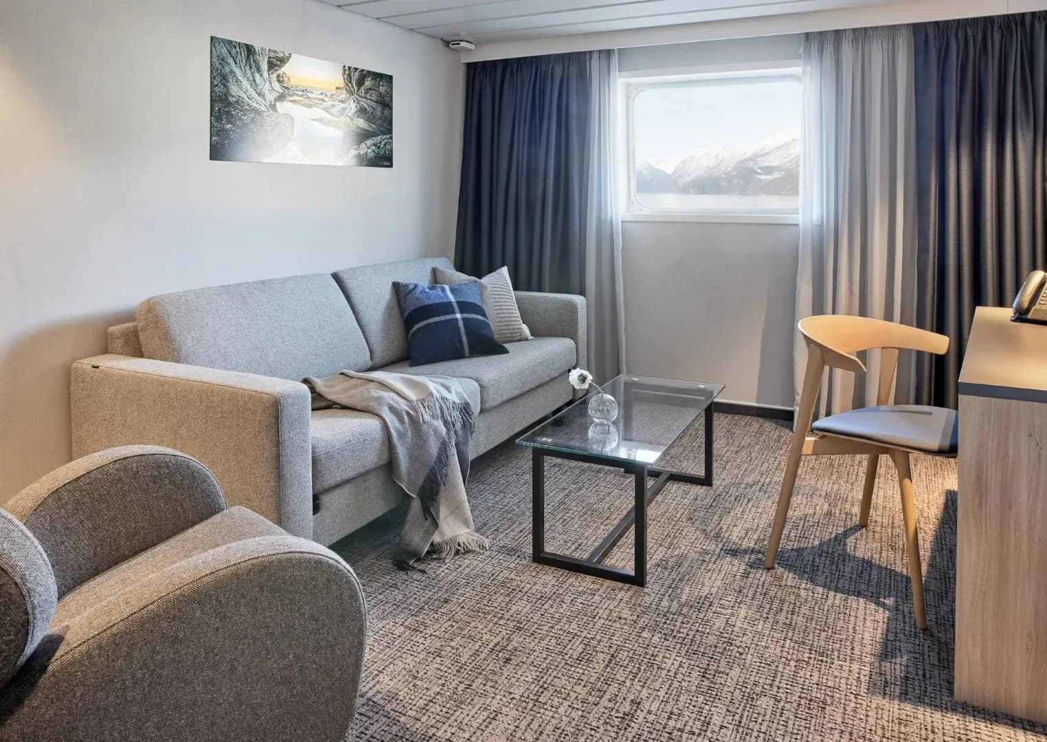Havila Voyages, Havila Capella, Seaview Deluxe