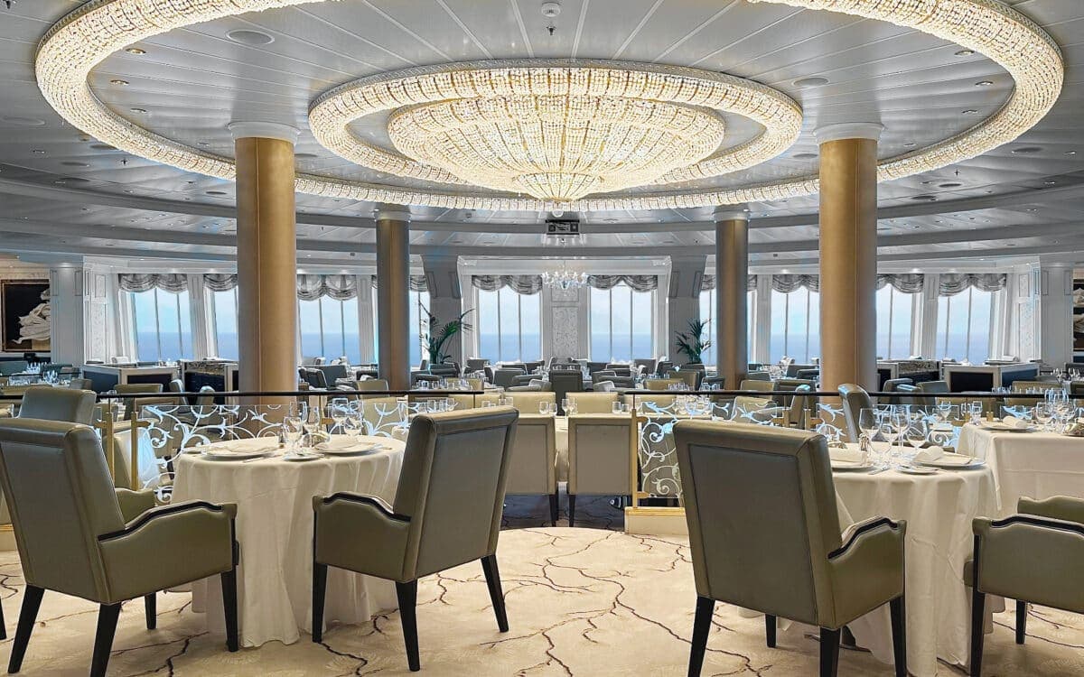 Oceania Riviera Grand Dinning Room