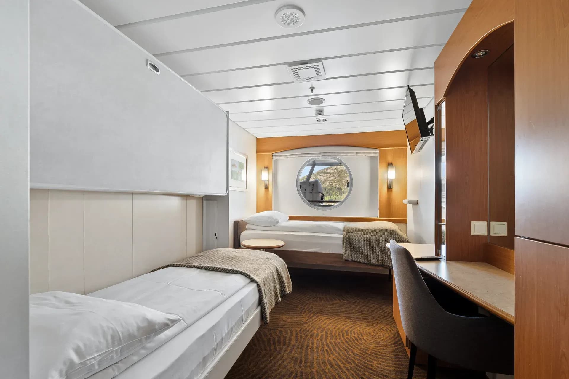HX Expedition MS Trollfjord polar outside cabin - restricted view
