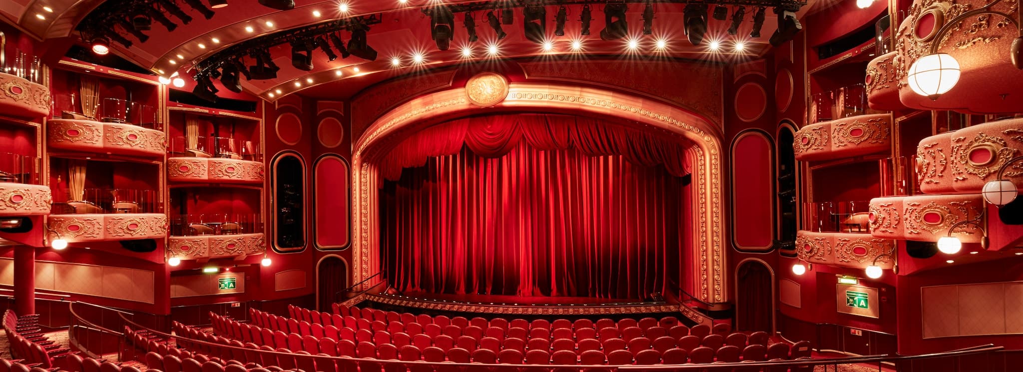 Cunard Queen Elizabeth Entertainment