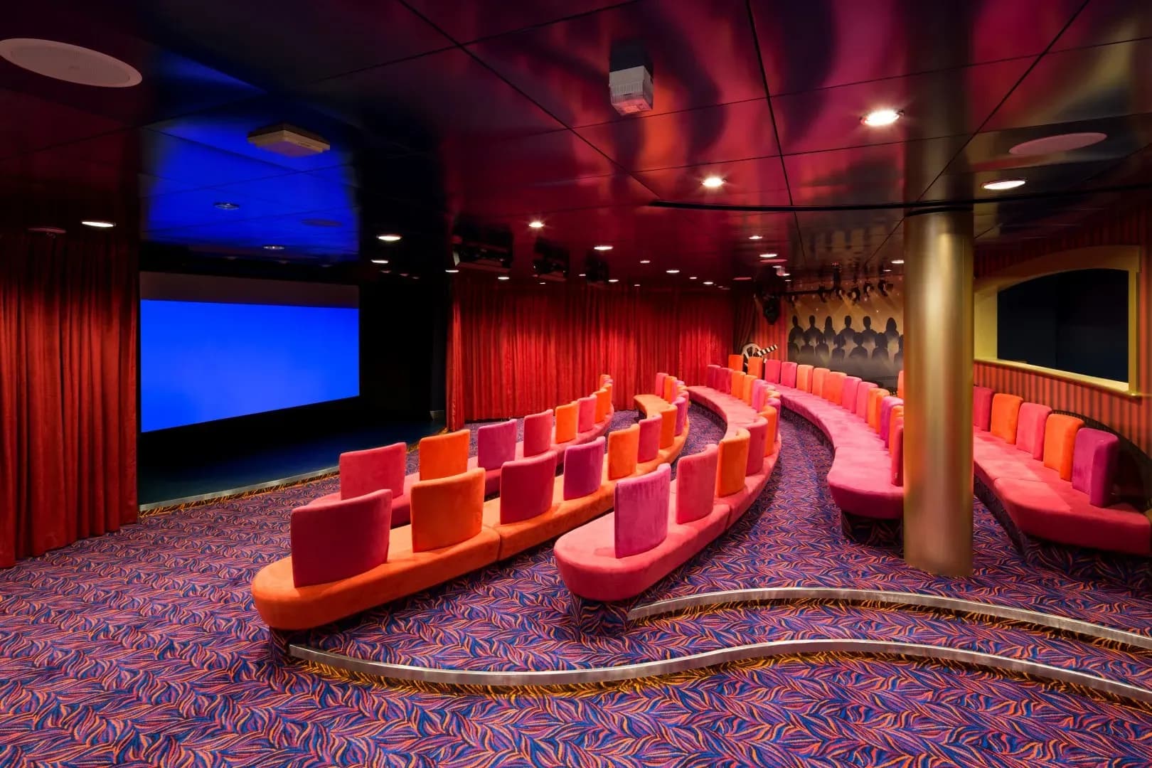 Royal Caribbean - Allure of the Seas, Adventure Ocean Theater