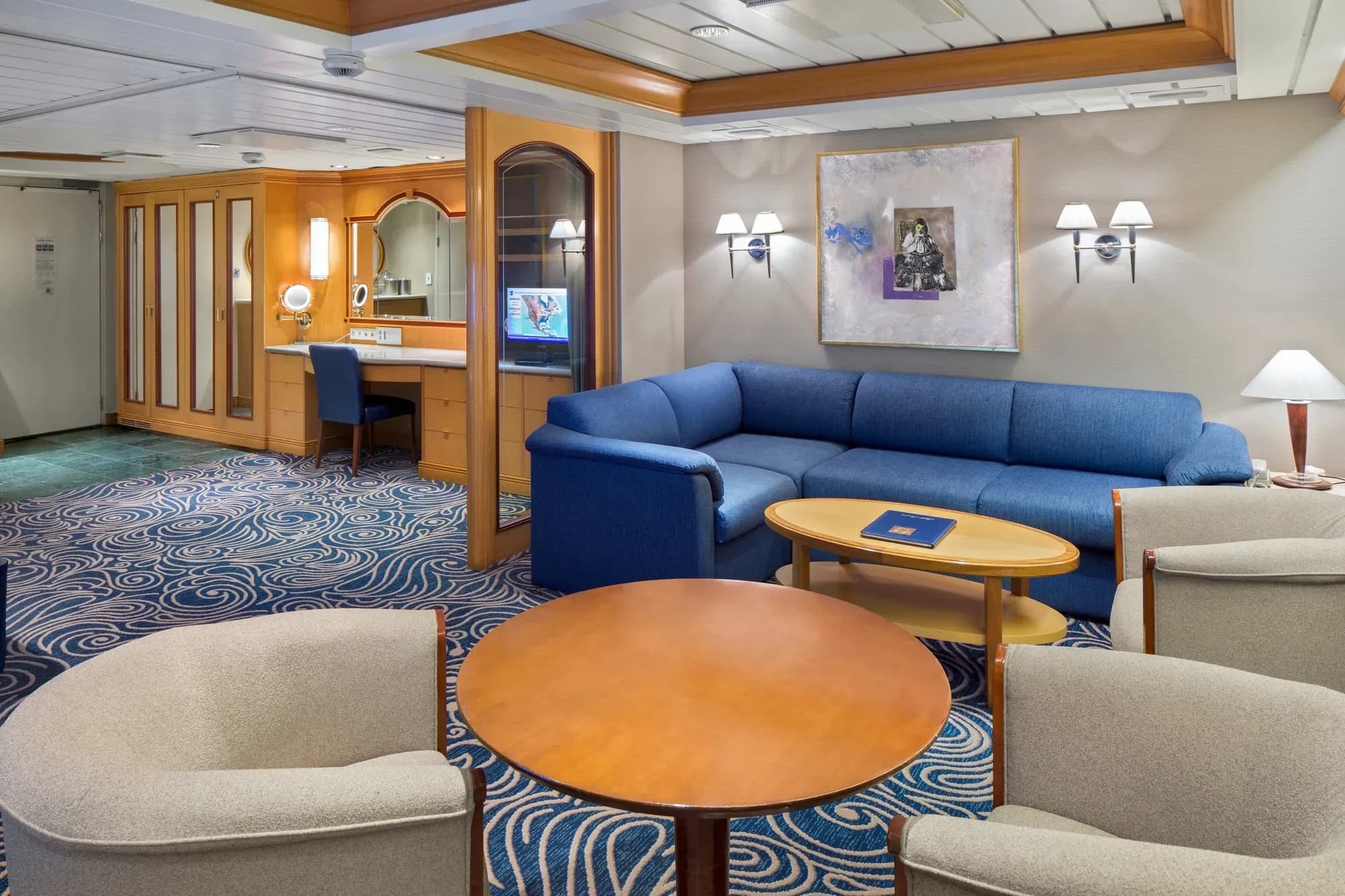Royal Caribbean - Grandeur of the Seas, Owner's Suite - 1 Bedroom