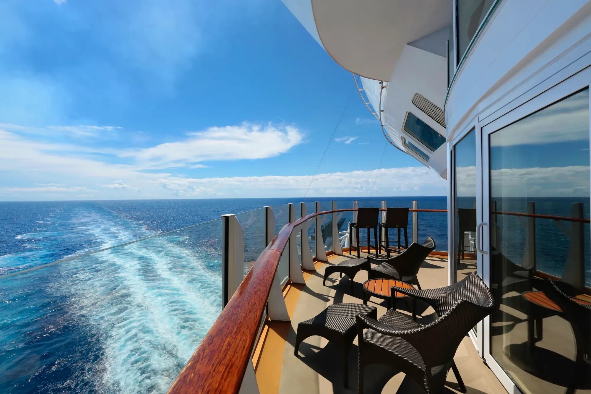 Royal Caribbean - Oasis of the Seas, AquaTheater Suite with Large Balcony - 2 bedrooms