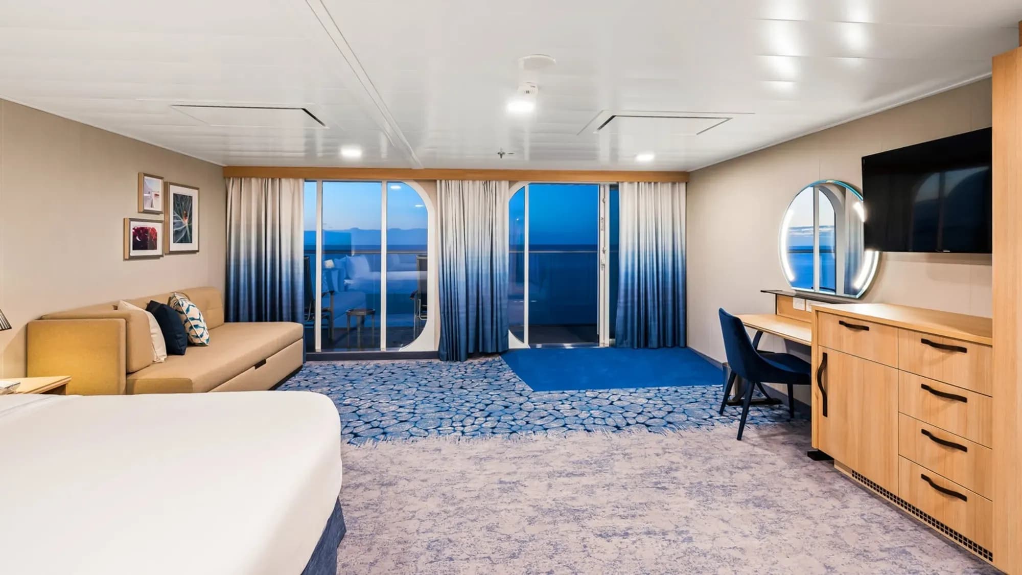 Royal Caribbean - Utopia of the Seas, Ultra Spacious Ocean View with Large Balcony