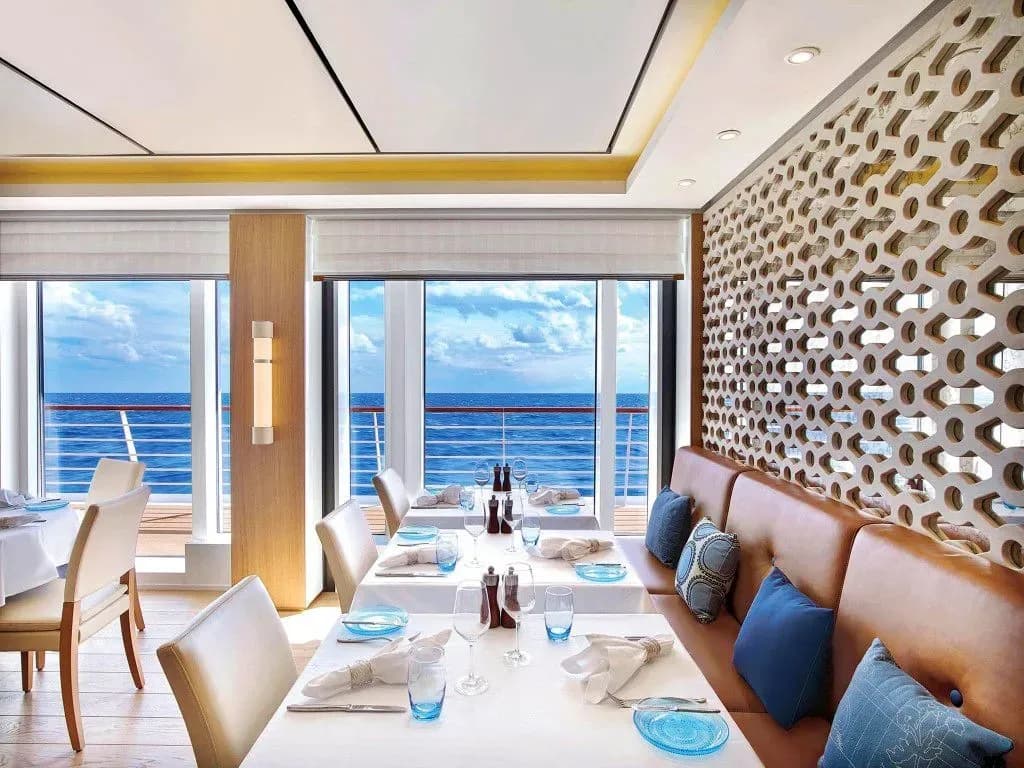viking cruise ship dining