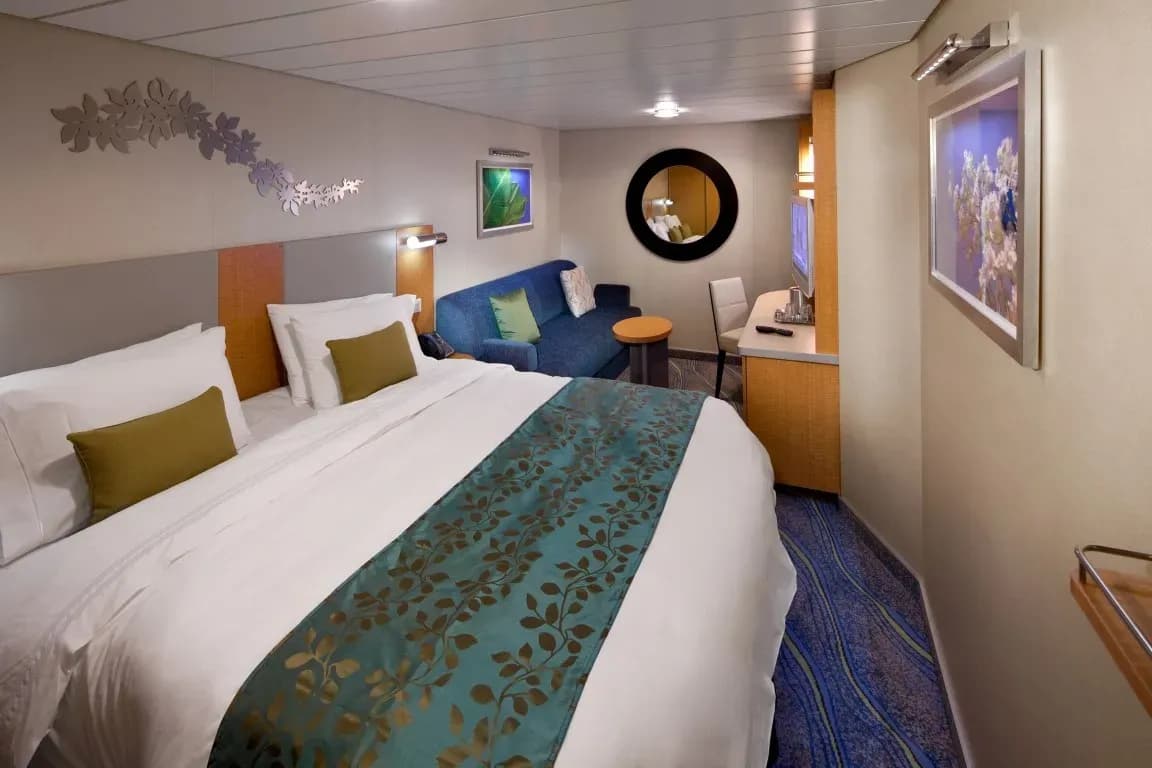 Royal Caribbean - Oasis of the Seas, Inside