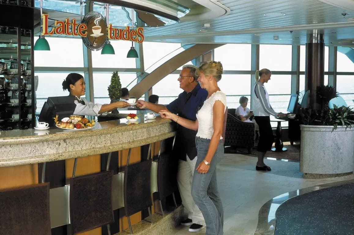 Radiance of the Seas, Café Latte-tudes coffee shop