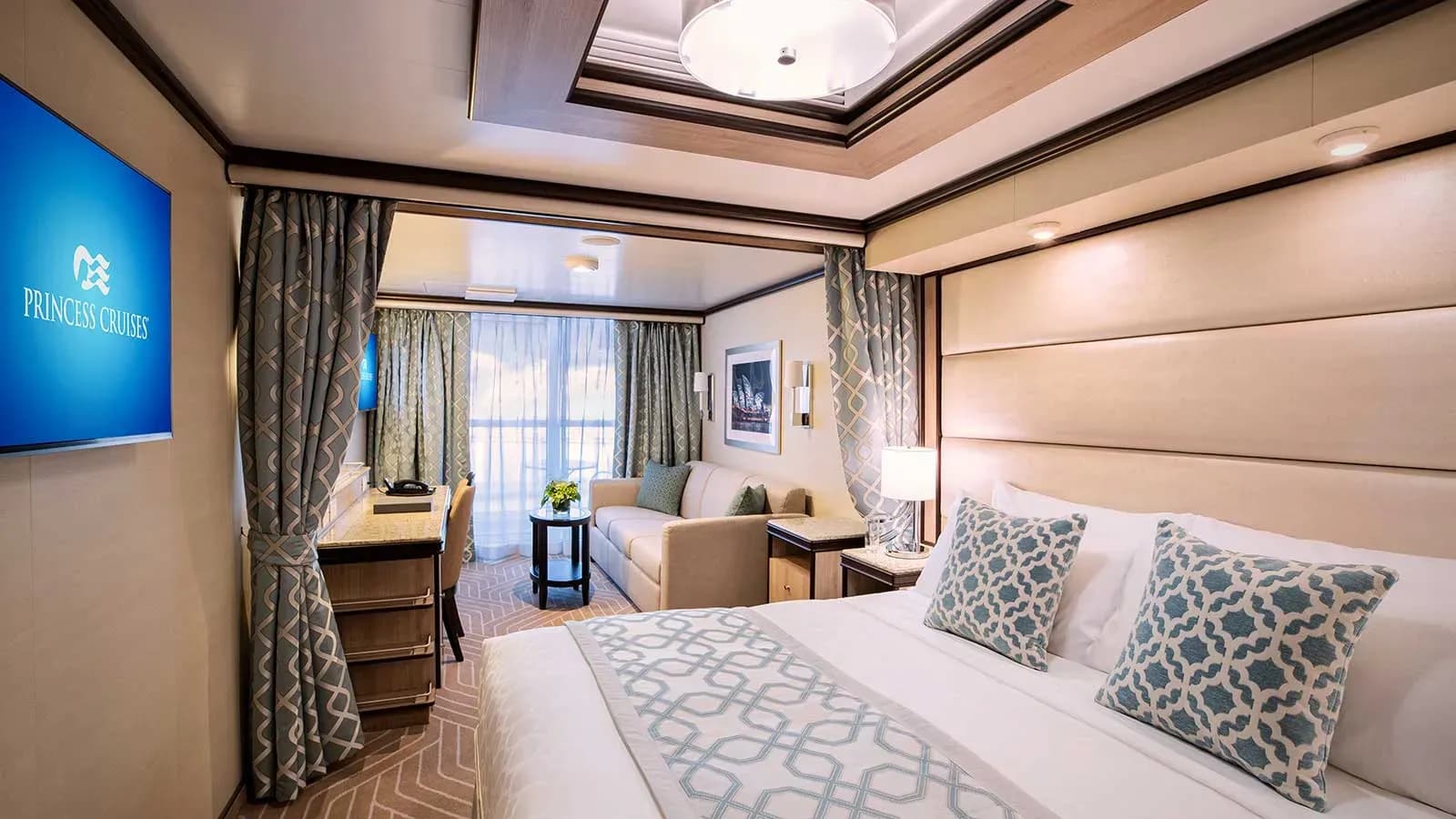 Discovery princess mini suite