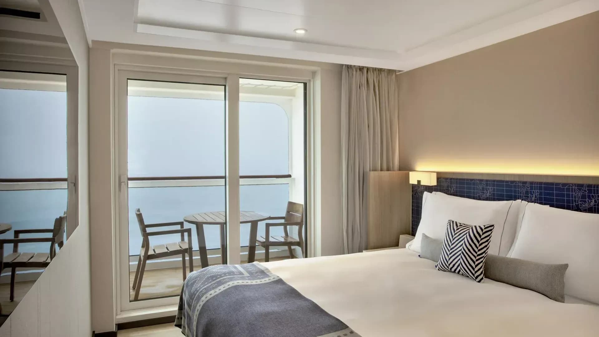 Viking Octantis Explorer Suite bedroom with Nordic Balcony