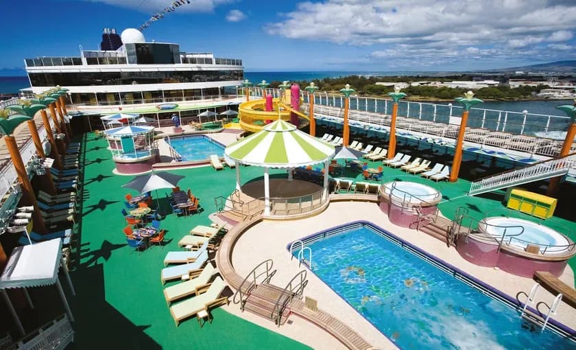 norwegian jade cruise ship pool deck